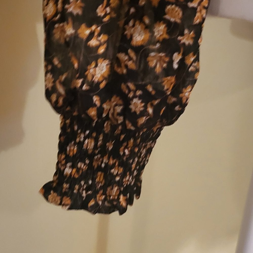 Mira Shirred Blouse MINKPINK sheer Black/Brown high collared Blouse Sz: L NWT - Picture 6 of 11